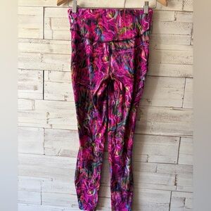 Lululemon Colorful Hyper Flow Pink Multi Color Black Fast And Free High‎ Rise 6